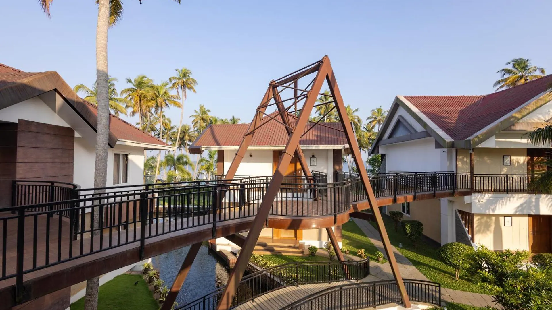 Lake Canopy Alleppey Alappuzha Resort